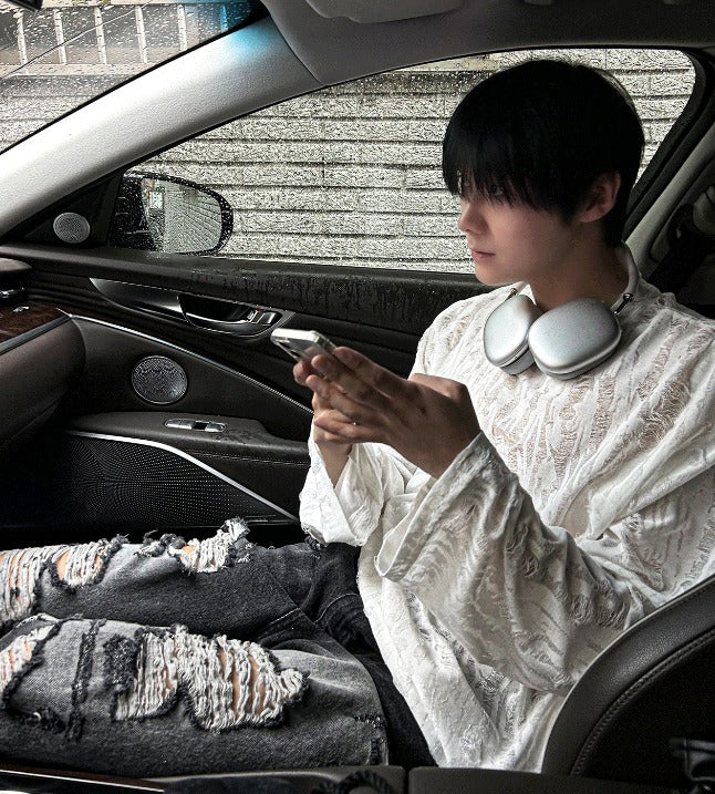 summer grunge over damage knit