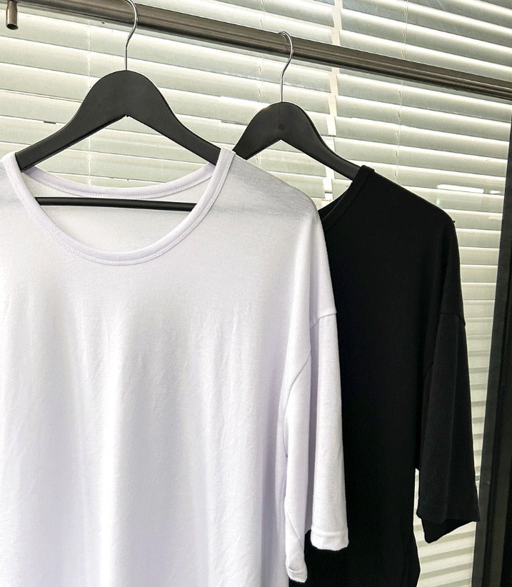 Minimalist U-neck Tee