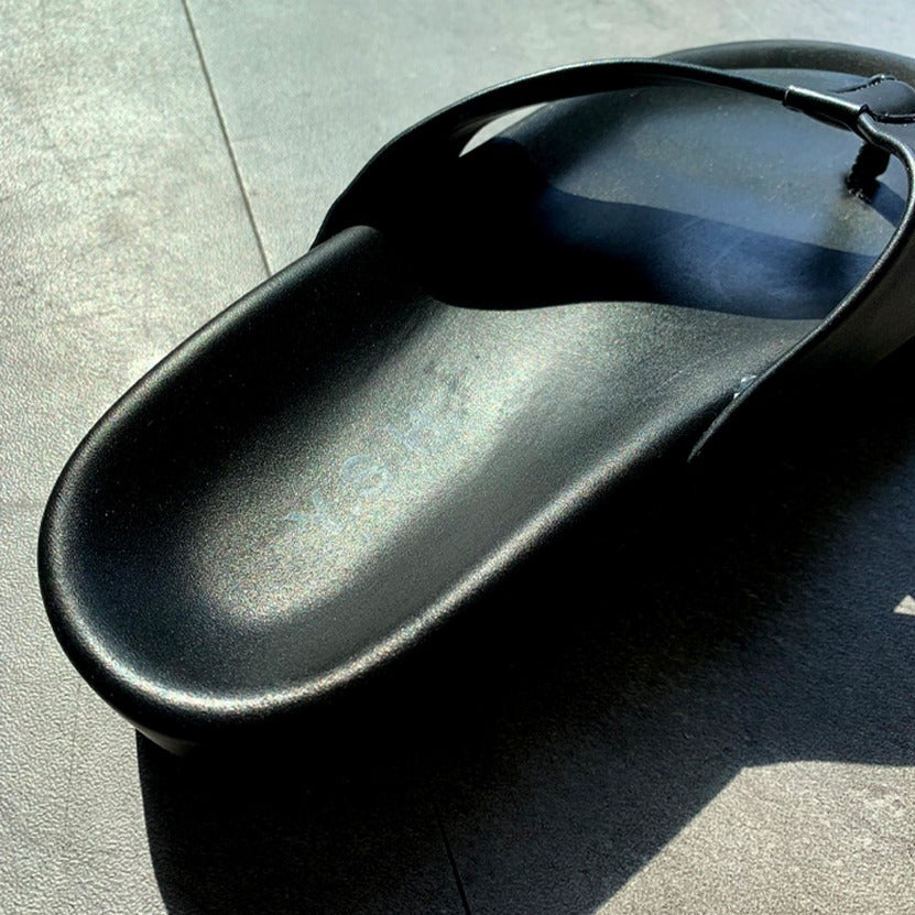 sunday summer leather flip-flop