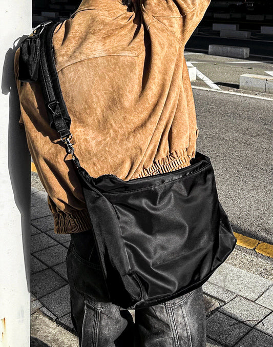 Keyring Silver & Black Crossbag