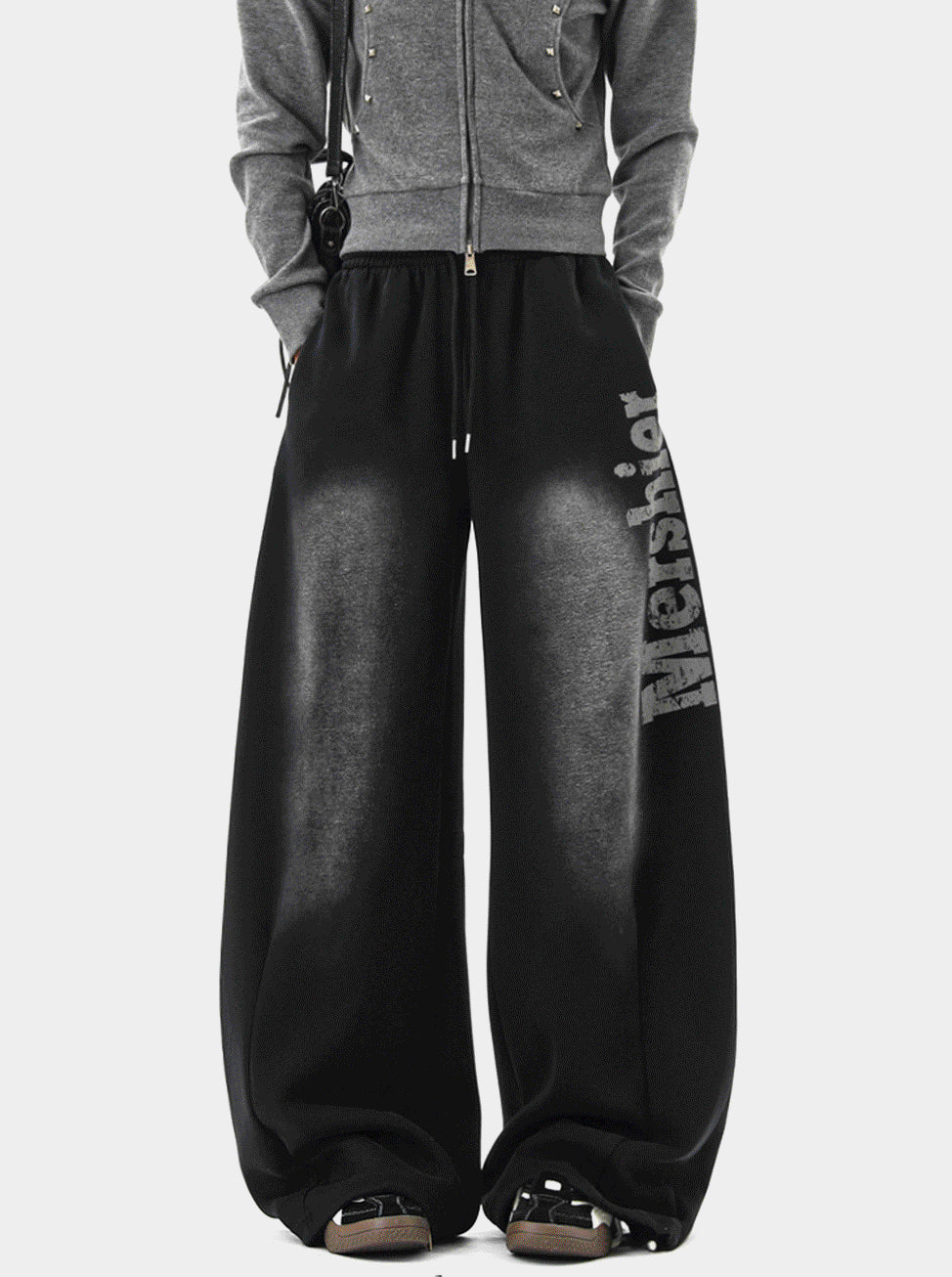 Mershier Side Print Pigment Wash Wide Training Pants – cosyharu