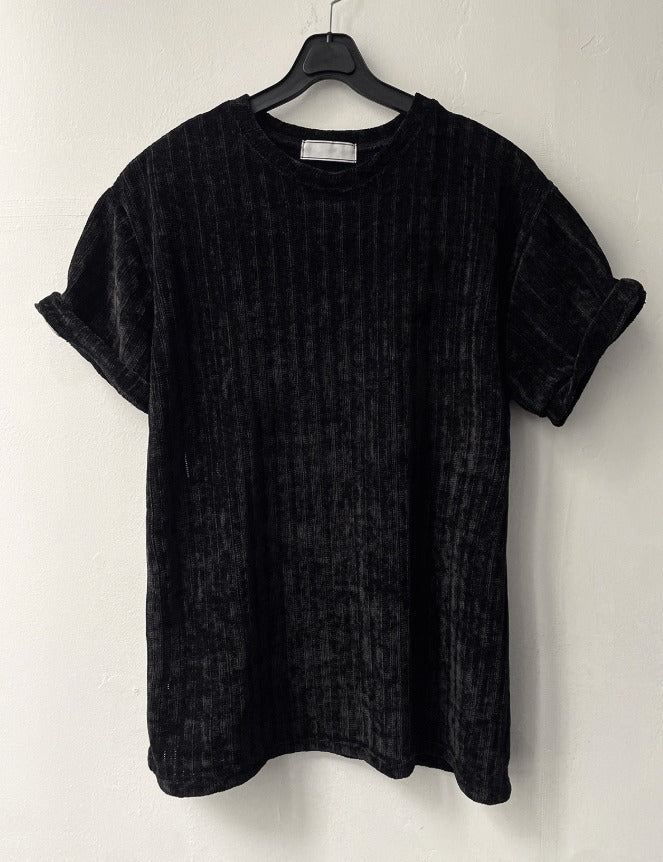 Belloa Round Short Sleeve T-Shirt