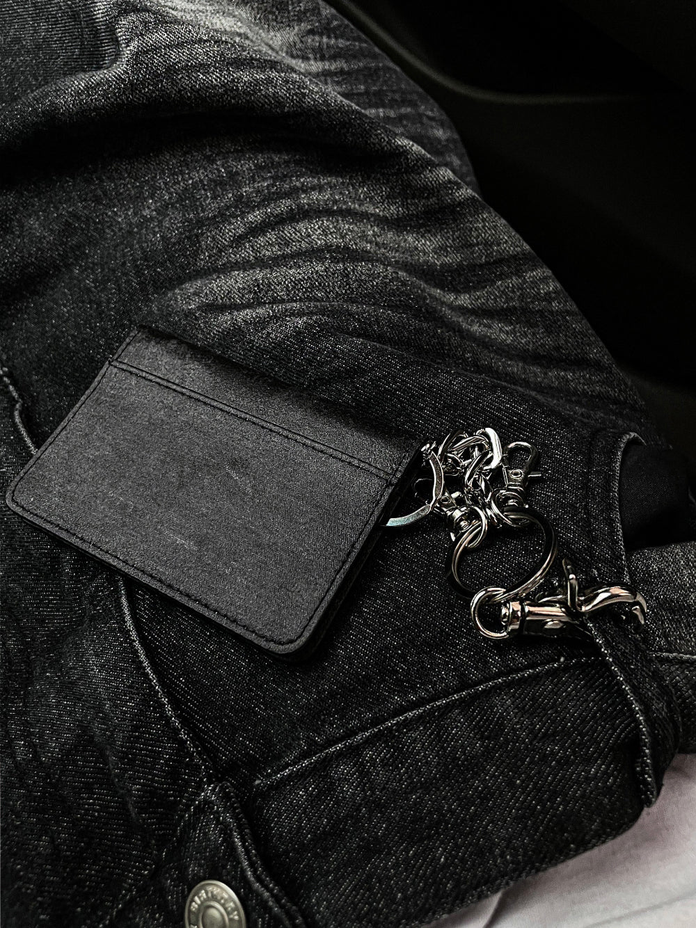 Vintage Wallet Keyring