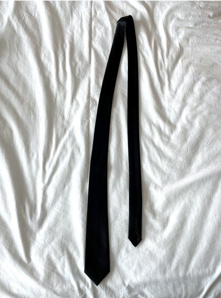 Minimal Deep Black Necktie
