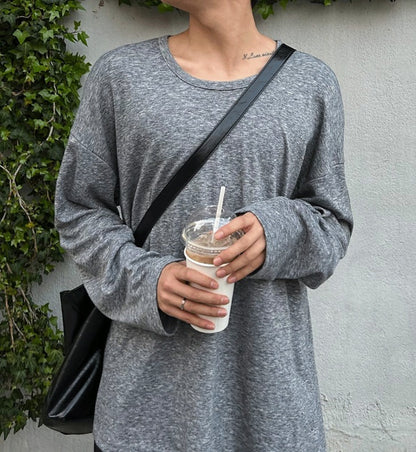 loose peach U-neck Tee