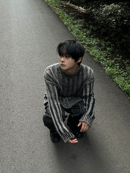 Dying Pigment Wash V-Neck Knitwear