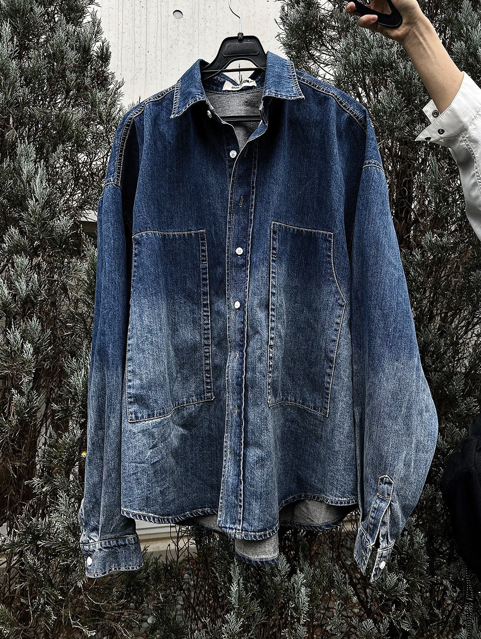 Deep Gradation Denim Shirt