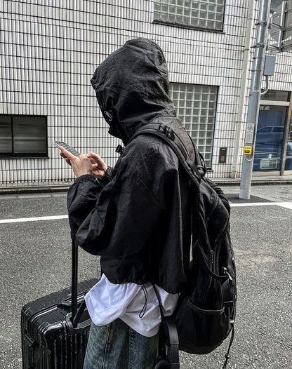 Arc-In-Crop windbreaker
