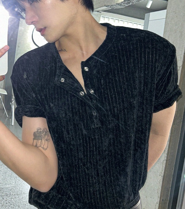 velour corduroy henly-neck short sleeve knit
