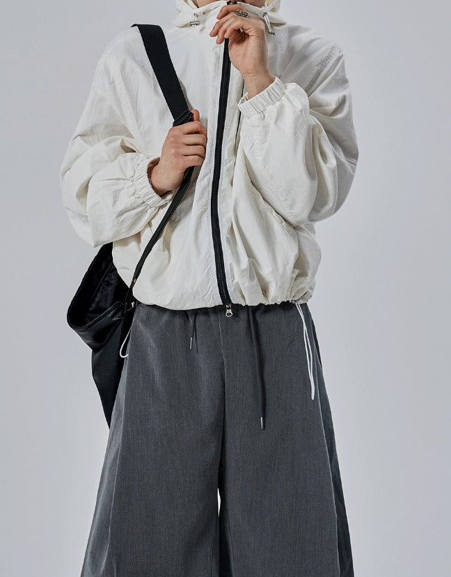 Half-Banding Bermuda Shorts