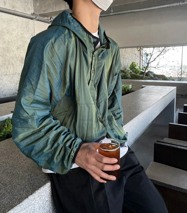 Bi-Wrinkle Hooded Windbreaker