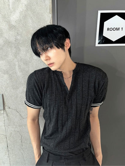 Magnum Henley Neck Short-Sleeved Knitwear