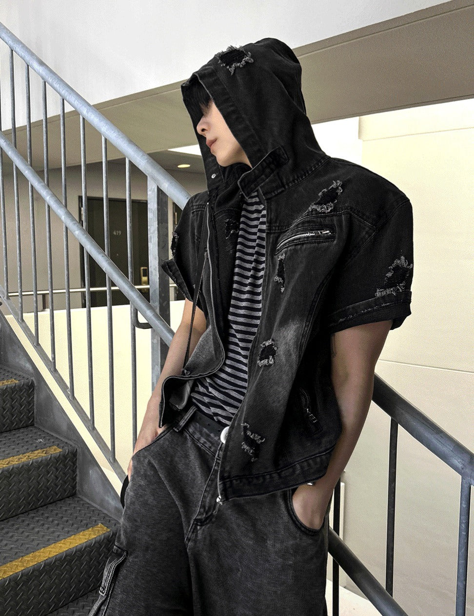 Cray Denim Short-sleeved Hooded Jacket