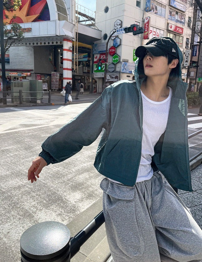 Arc-In-Crop windbreaker