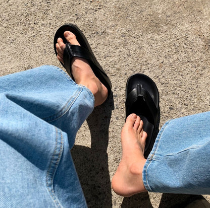 sunday summer leather flip-flop