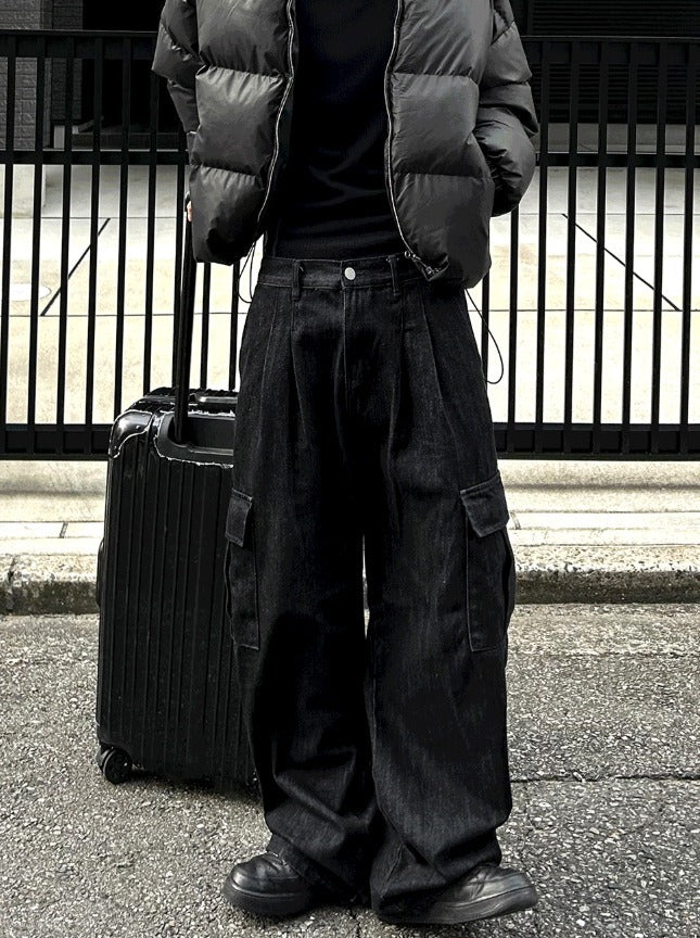 Two tuck washed wide cargo denim