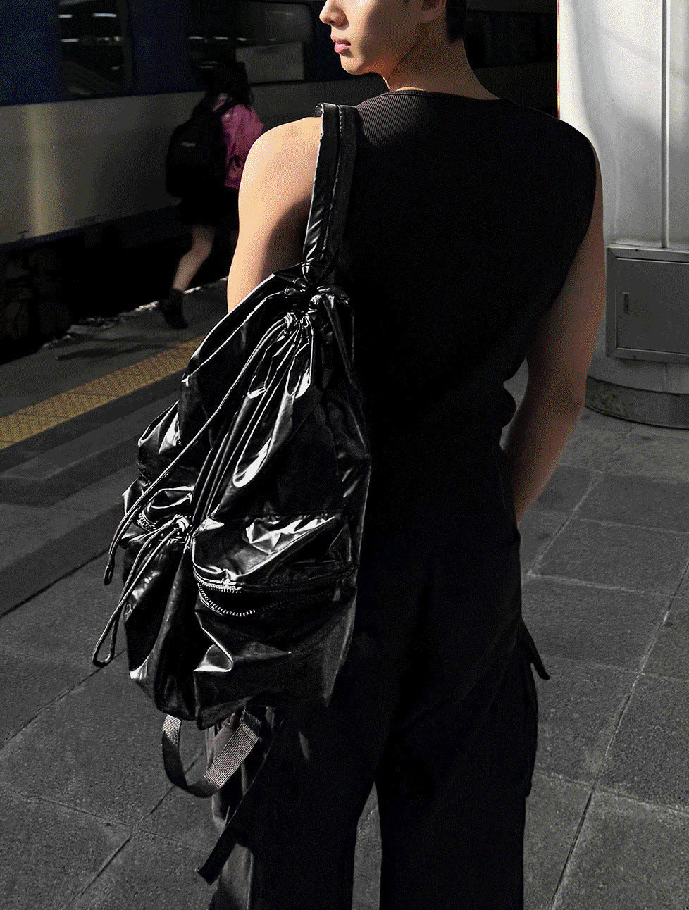 Hotono Glossy Backpack