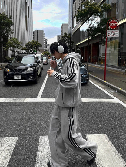 Outside track wide pants