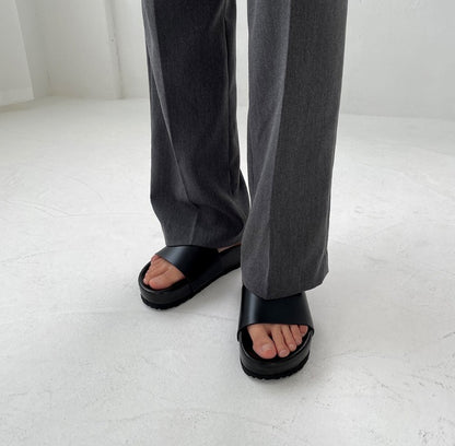 Mio Simple Slippers