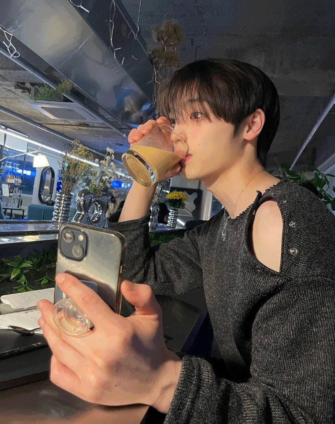 open five button golgi round knit