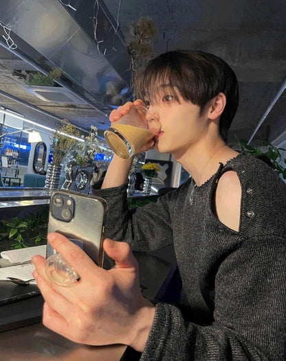 open five button golgi round knit