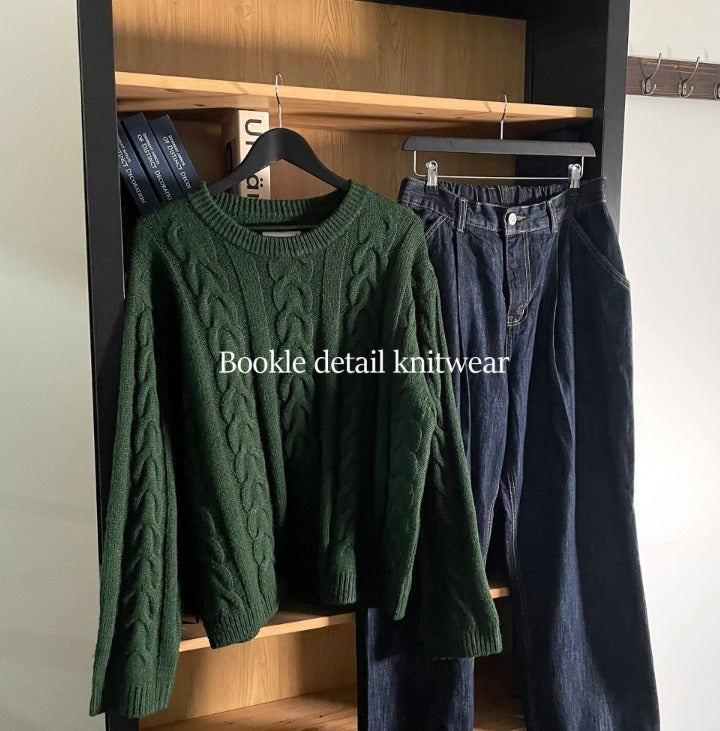 boucle detail knit