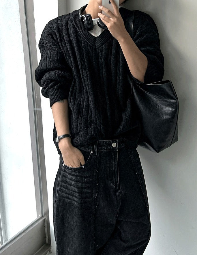 cliff twist V-neck knit
