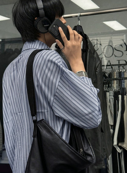 loose-fit striped shirt