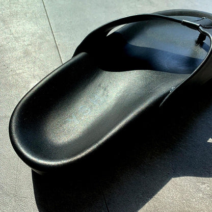 sunday summer leather flip-flop