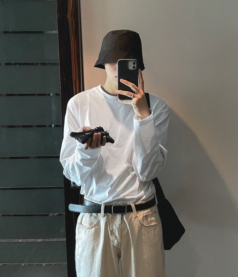 Minimal short brim bucket hat