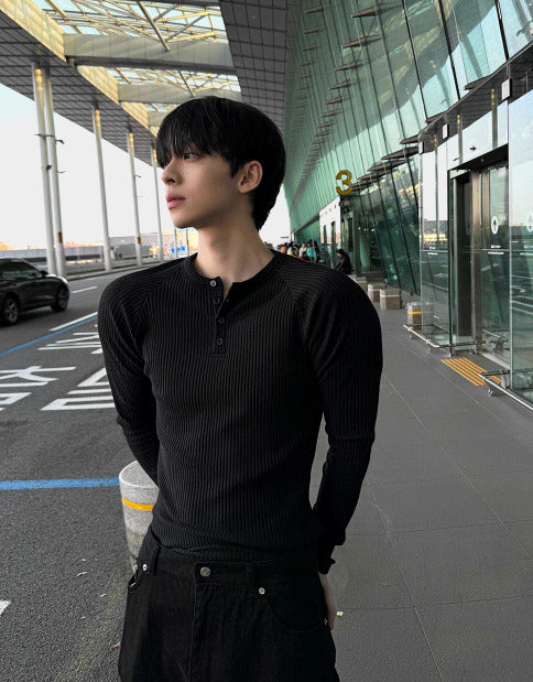 Henry neck muscle fit Raglan V-neck knitwear