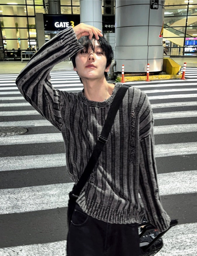 Dying Pigment Wash V-Neck Knitwear