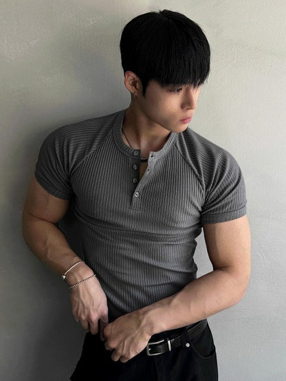 Muscle Fit Henry Neck Short-Sleeved Knitwear