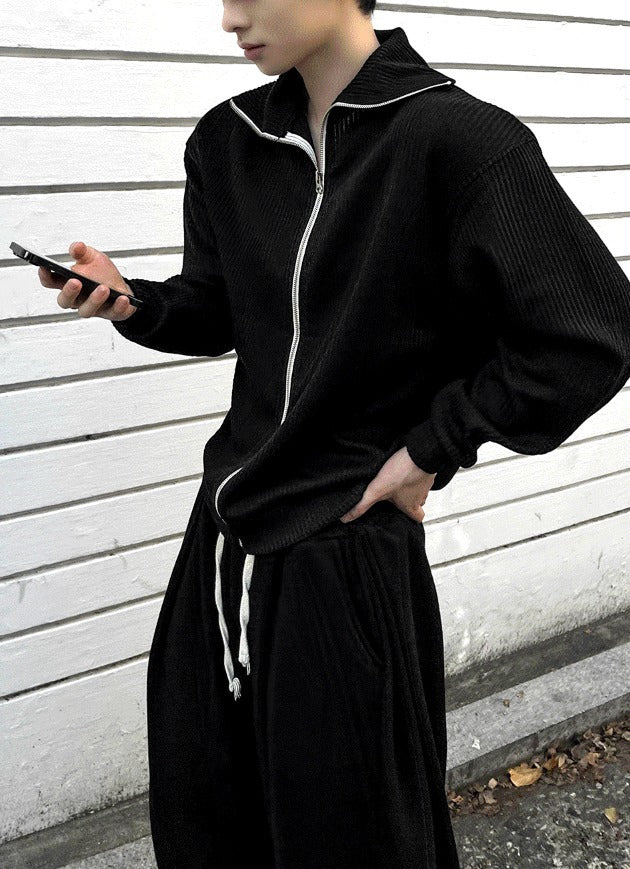 Deep pocktuck pants (both wide and jogger)
