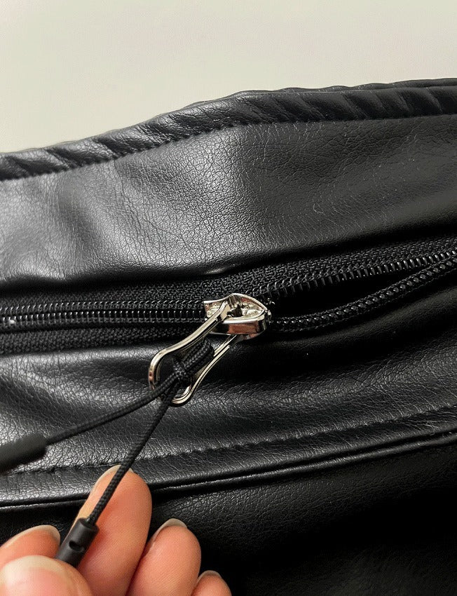 Venta Leather Crossbody Bag