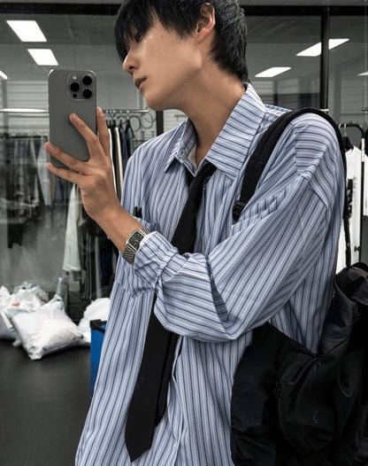loose-fit striped shirt