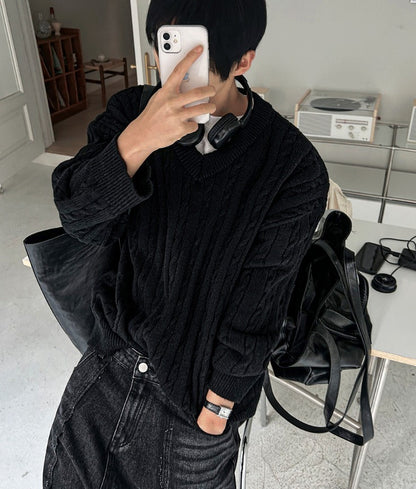 cliff twist V-neck knit