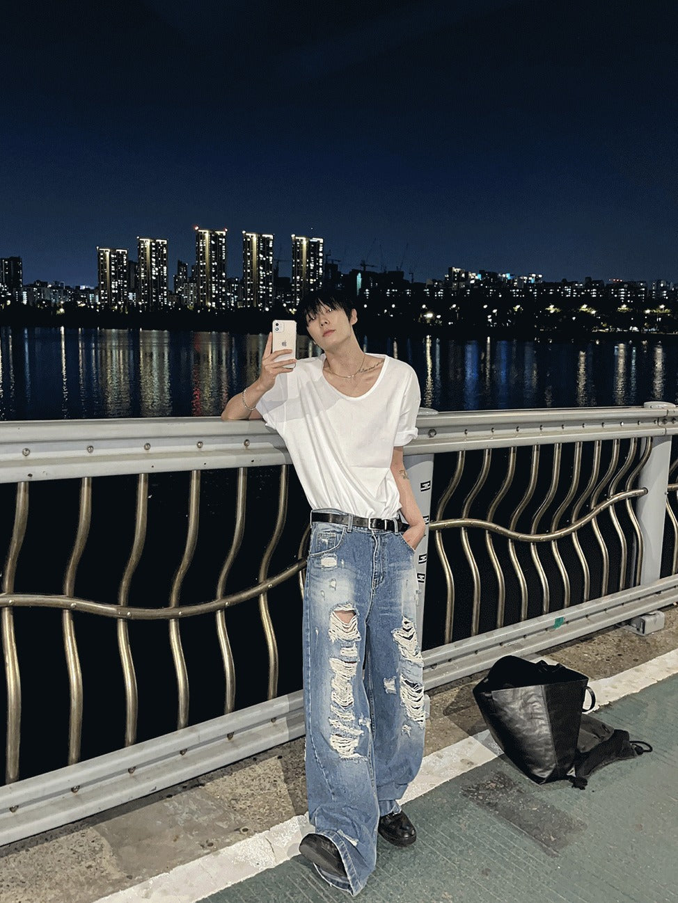 denim destroyed pants