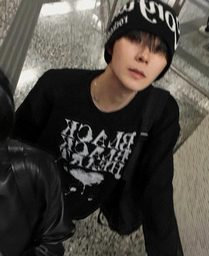 Black street knitwear