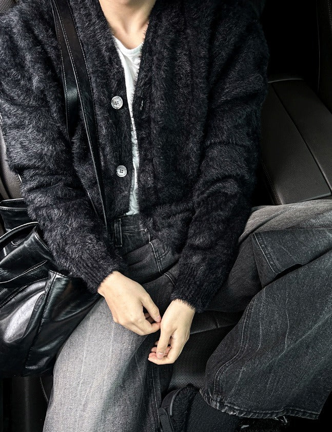 Museum Angora Semi-Over Cardigan