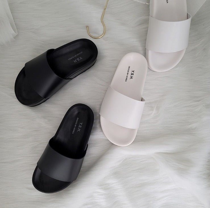 Mio Simple Slippers