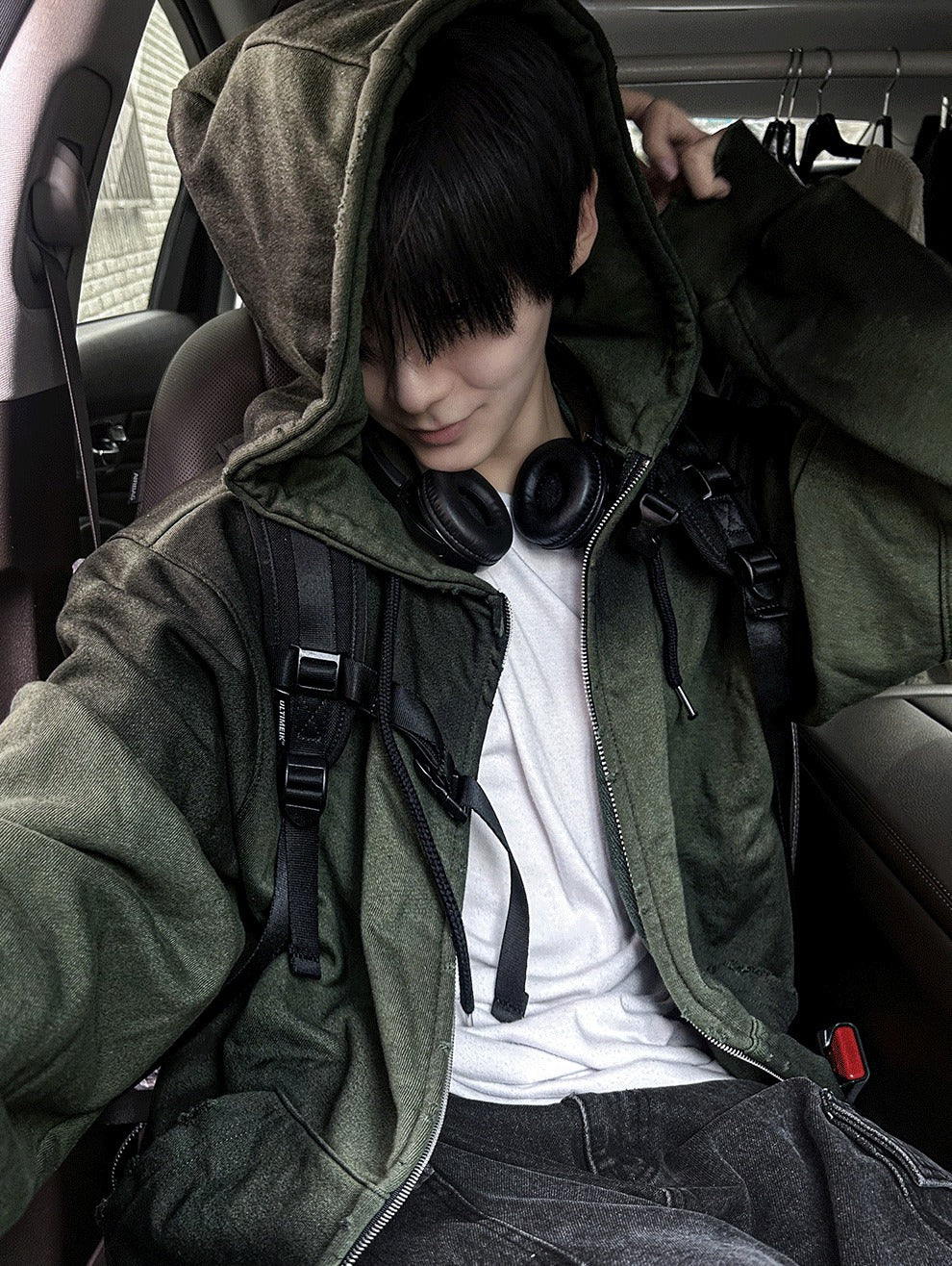 Runderwall Semi-Crop Hoodie Zip-Up