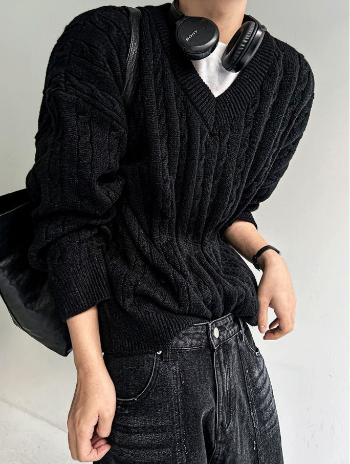 cliff twist V-neck knit