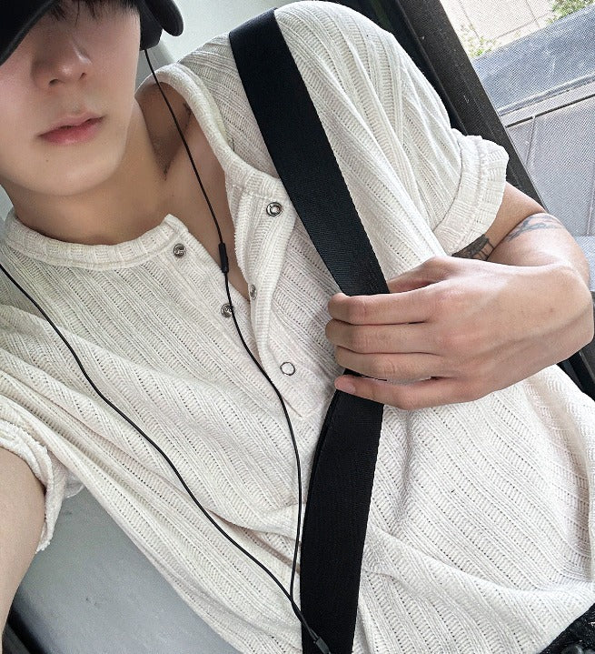 velour corduroy henly-neck short sleeve knit