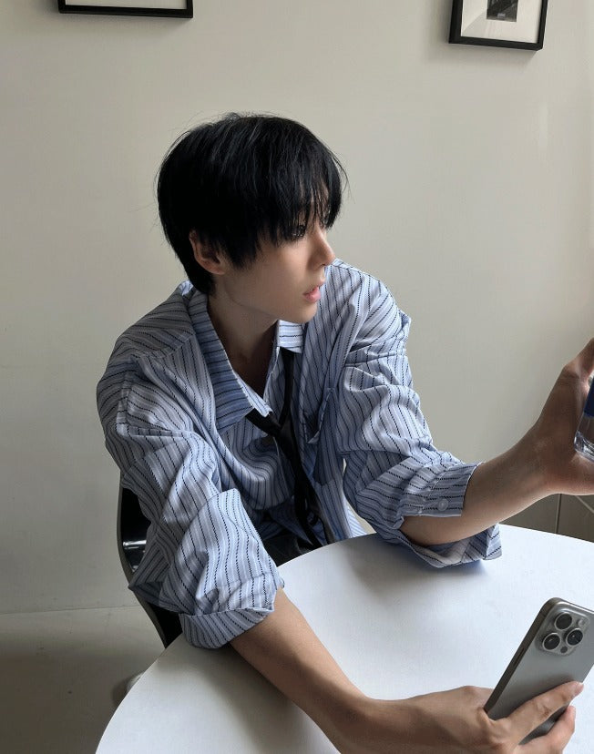 loose-fit striped shirt