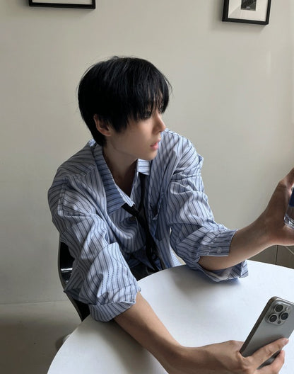 loose-fit striped shirt