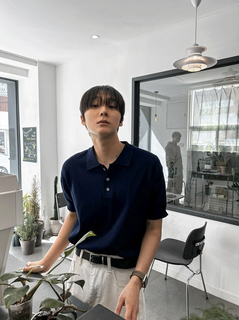 Three-Button Collar Short Sleeve Knit