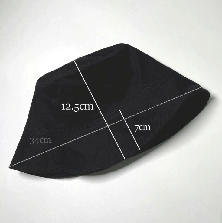 Minimal short brim bucket hat