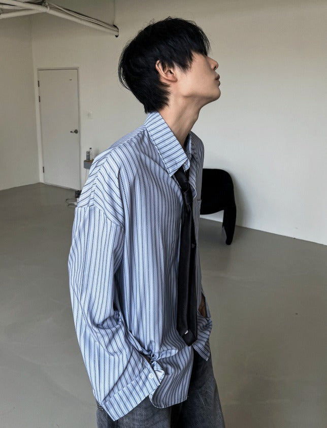 loose-fit striped shirt