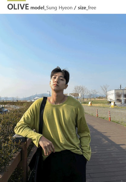 loose peach U-neck Tee